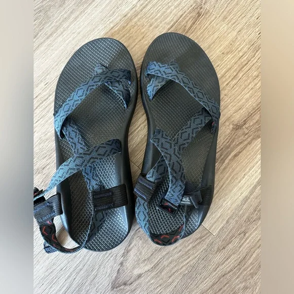 Chaco | Shoes | Chaco Black And Gray Adventure Sandals  display picture 3